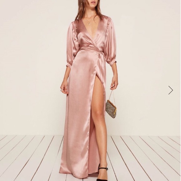 Reformation Dresses & Skirts - Reformation Olivine Dress